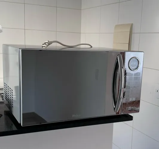 Micro-ondas Philco 30L Espelhado - Perfeito Estado