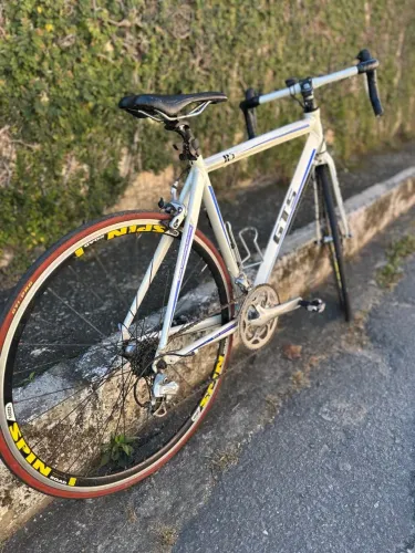 Bicicleta GTS Spin Road - Excelente estado
