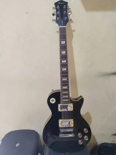 Guitarra Memphis Tagima modelo les paul