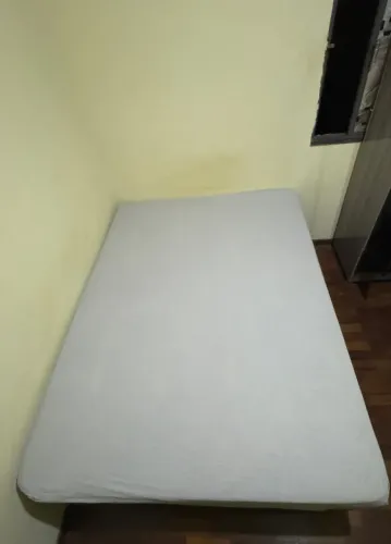 VENDO CAMA BOX CASAL - R$ 600,00