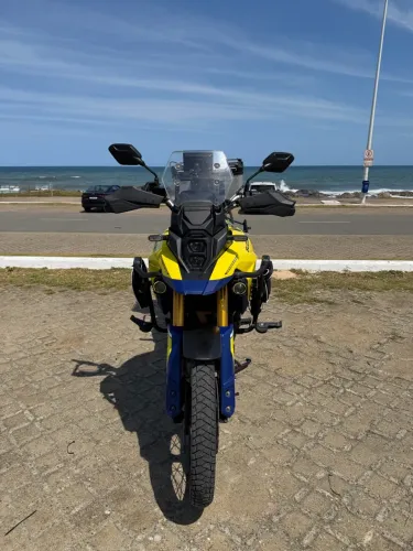 V Strom 800