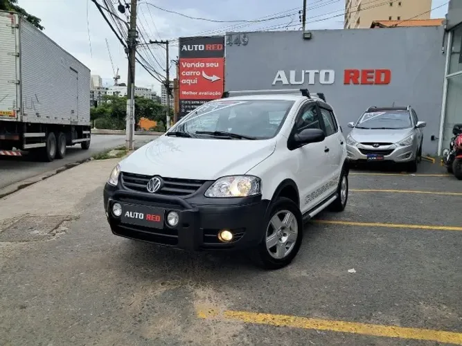 Volkswagen Crossfox 1.6 MI Total Flex 8V 5P 2011