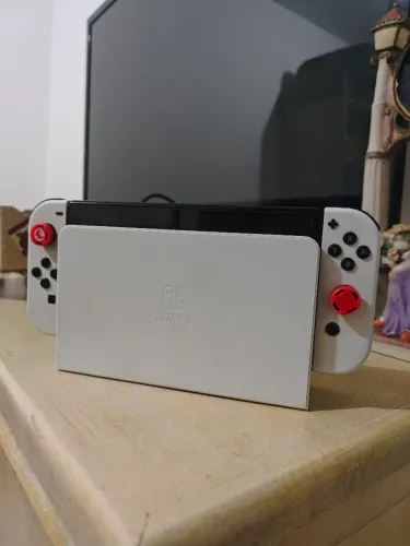 Nintendo Switch Oled desbloqueado 256gb