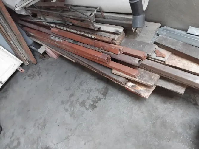 Vendo madeiras usadas 1 vez em obra 