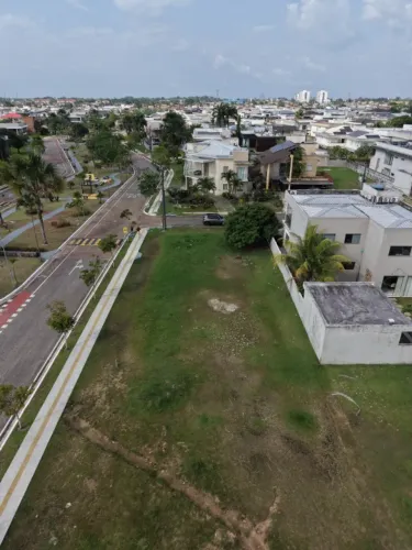 Terreno 450m² no Montenegro Boulevard | Esquina | 15x30m