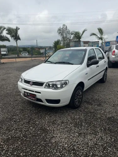 Fiat Palio Celebration 1.0 Fire Flex 8V 4P 2016