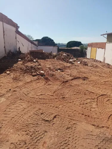 Terreno à venda em Campinas, Parque São Quirino, com 363 m²