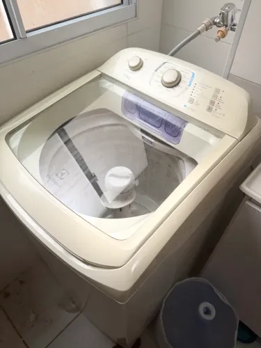 Máquina de lavar eletrolux