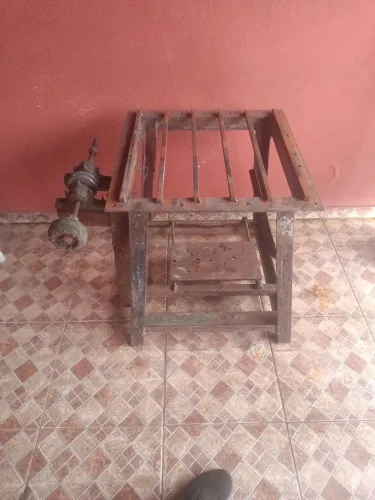 Mesa de Ferro fundido Antiga