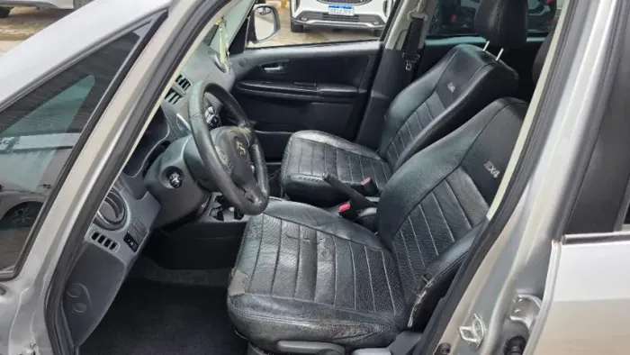 Suzuki SX4 2.0 16V 145cv 4WD 5P Aut. 2011