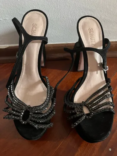 Sandália de Salto Schutz n38