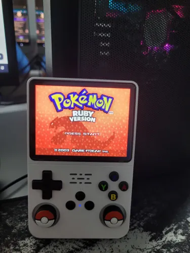 Videogame portátil R36S 64GB
