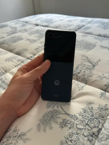 Vendo Motorola Razr flip retirada de peças