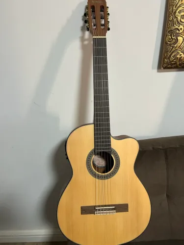 Vendo violão Benson Genesis Series GC100CE