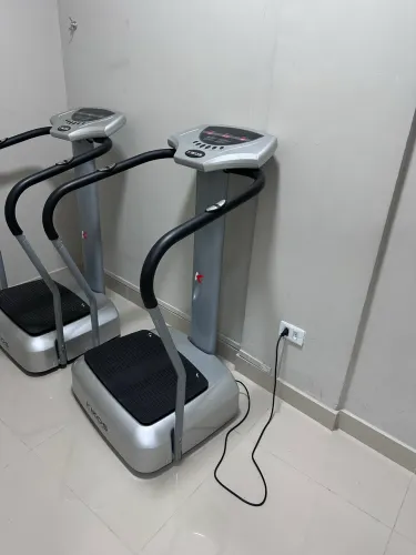 PLATAFORMA VIBRATORIA KIKOS SEMINOVA
