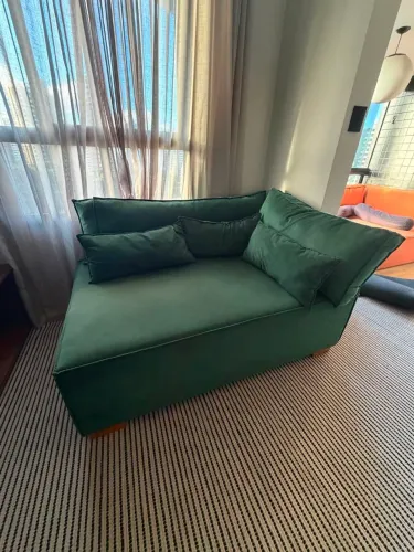 Lindo sofá para canto! Quase novo!