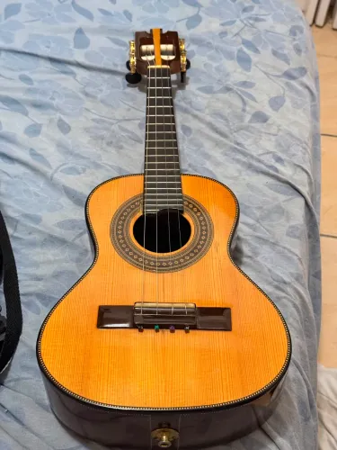 Cavaquinho jacarandá