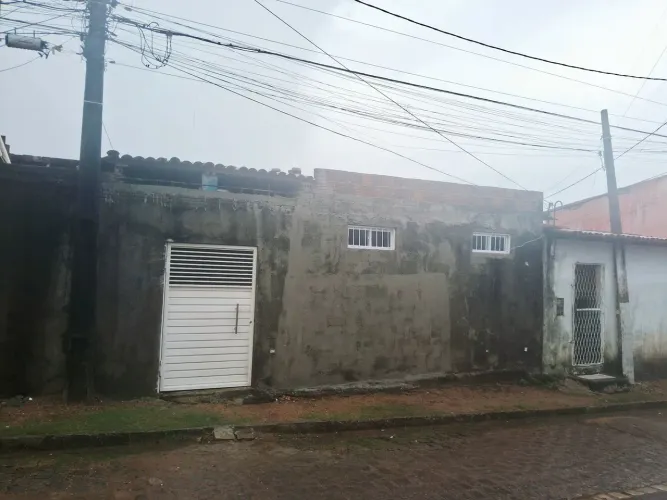 Vendo ou troco 2 casas