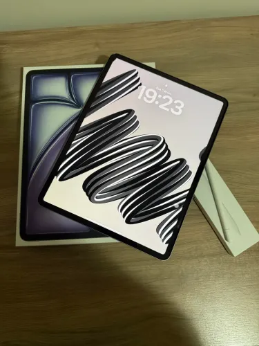IPad Air (M2) 13 polegadas - 256GB + Apple Pencil (USB-C)