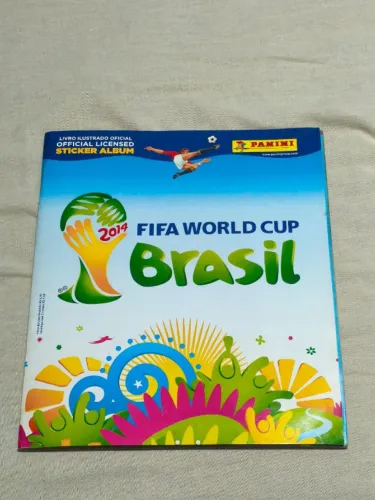 Álbum da Copa 2014 Panini - Incompleto, 471 figurinhas coladas