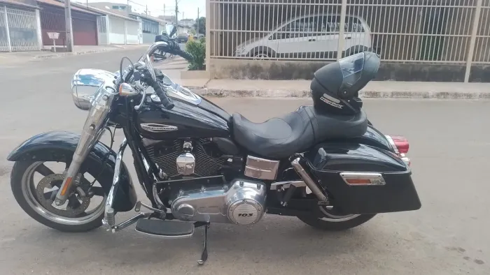 Vendo Harley-Davidson Dyna Switchback 2012