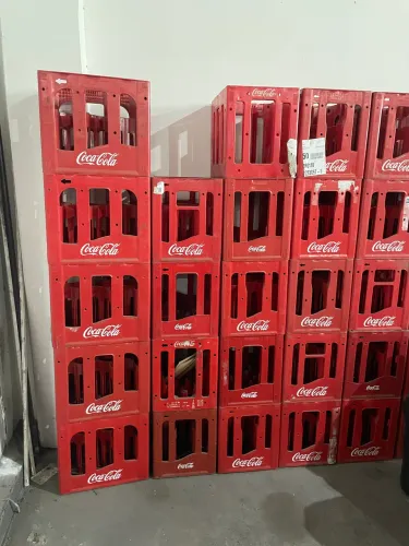 caixas de coca cola vazia retornável
