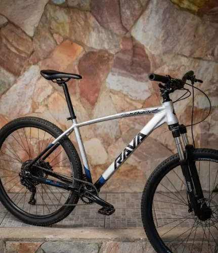 VENDE-SE | BICICLETA RAVA