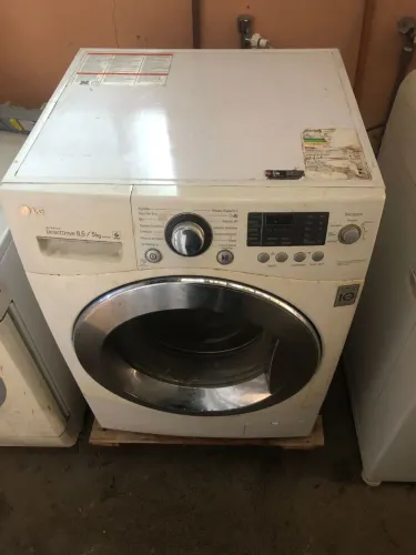 Lava e seca LG 8kg/5kg