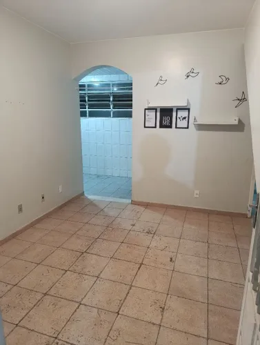 Aluga-se apartamento 1 quarto