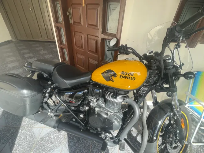 Meteor 350 Fireball Yellow