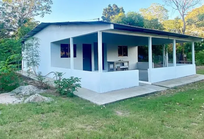 Casa a venda em Santa Bárbara do Pará