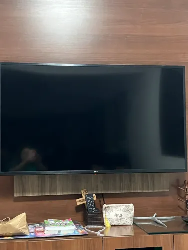 Vendo televisão 50 polegadas sem funcionar