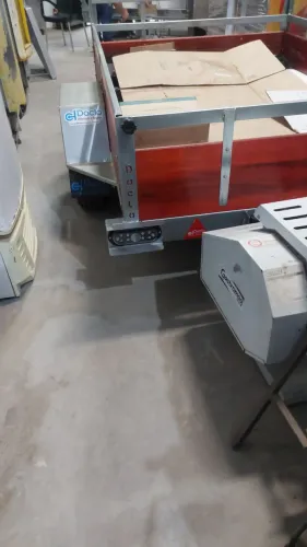 CARRETINHA REBOQUE / NOVA