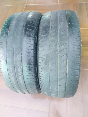 Vendo 2 pneus meia vida Bridgestone 205 55r16 150,00 o par