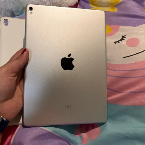 iPad Pro 9,7? 256GB Wi-Fi | Muito conservado | 256 GB