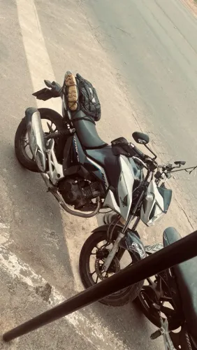 Moto 160 2021 tudo certo