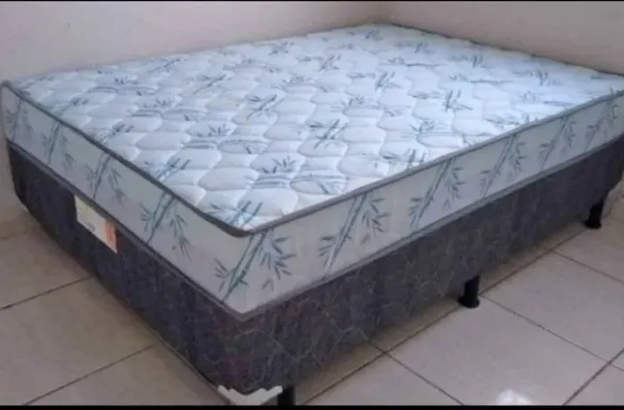 Cama box acoplada 10 cm de espuma 