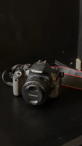Kit fotográfico: Cânon T5i + Lente 50mm e 100mm Macro + Flash Twin Meike
