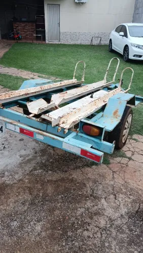 Carretinha pra 3 moto 