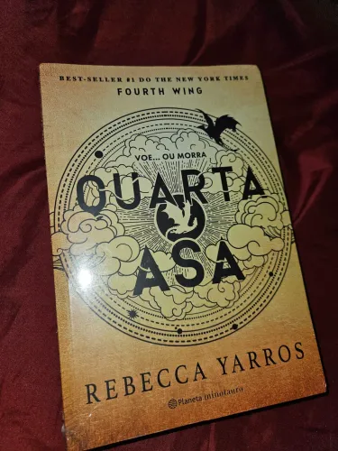 Quarta Asa - Rebecca Yarros | Livro novo e lacrado