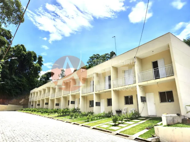 Casa(V) com 02 Dormitórios - Condomínio Villagio Harmonia - Nakamura Park - Cotia