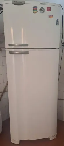 Geladeira Electrolux DC49A