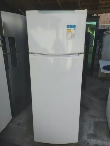 Geladeira Consul gelo seco 360 litros