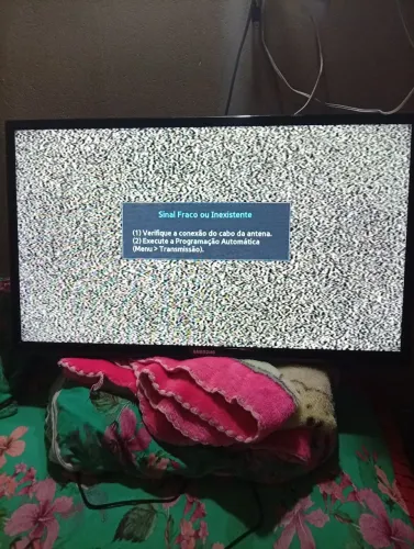 Tv Samsung 42 polegadas não é smart entrego dependendo do lugar tv de uso pessoal mais 