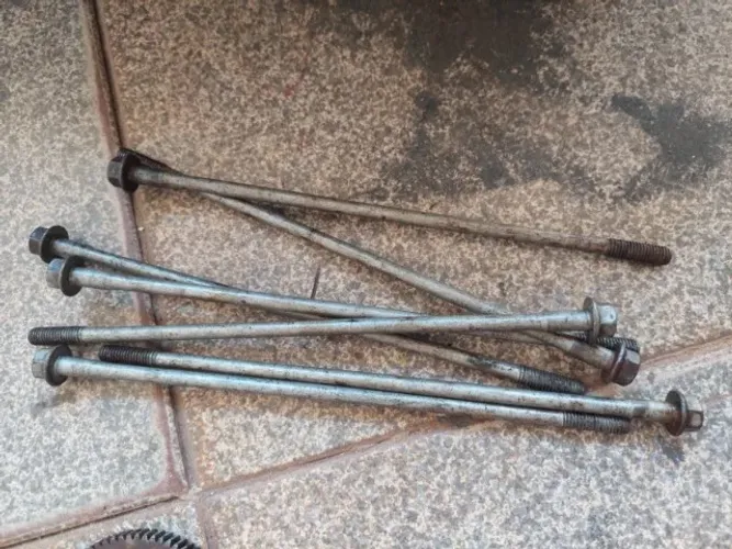Vendo diversas peças originais Yamaha para Lander 250, Fazer 250 e Ténéré 250