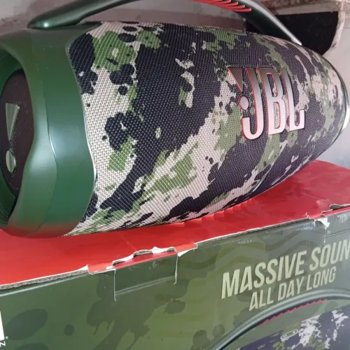 Vendo JBL BOMBOX 3.
