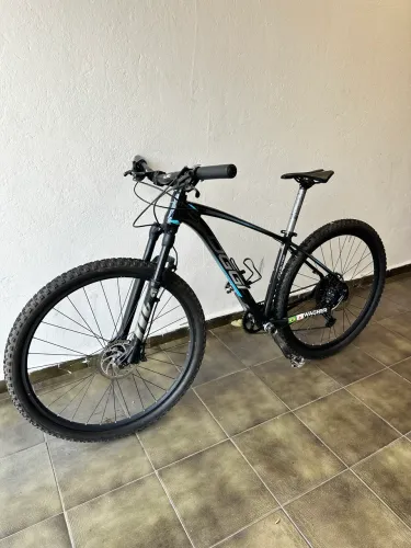 Bicicleta Aro 29 OGGI 7.3 BOOST