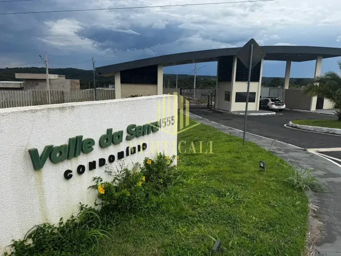 Valle da Serra: Terreno à Venda em Condomínio, Rod. Emanuel Pinheiro, Chapada dos Guimarãe