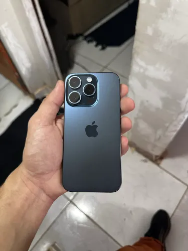 iPhone 15 pro 128gb