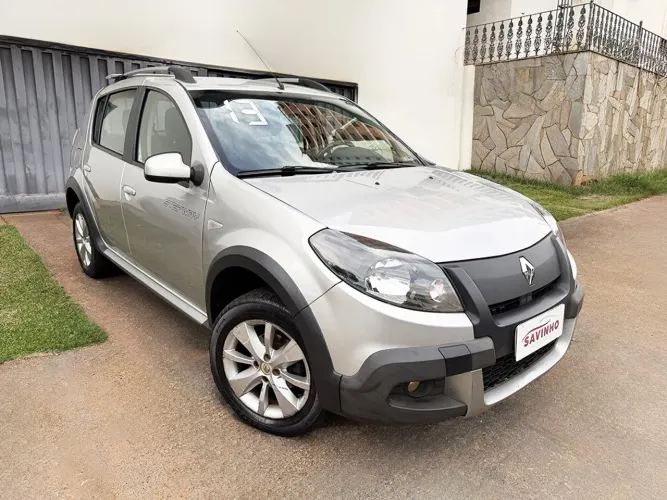 Renault Sandero Stepway Flex 1.6 16V 5P 2013